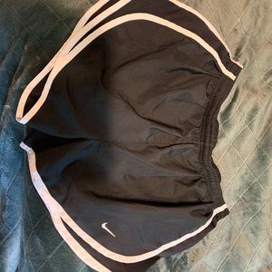 Nike (Medium) Dri-Fit Short / Black
